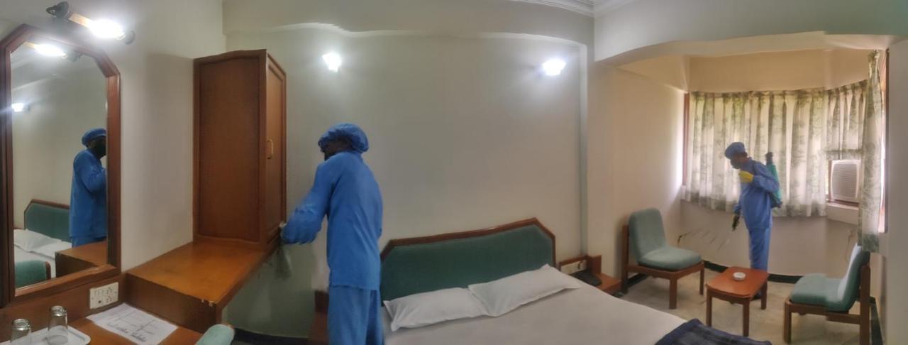Hotel Grg ヴァドーダラー エクステリア 写真
